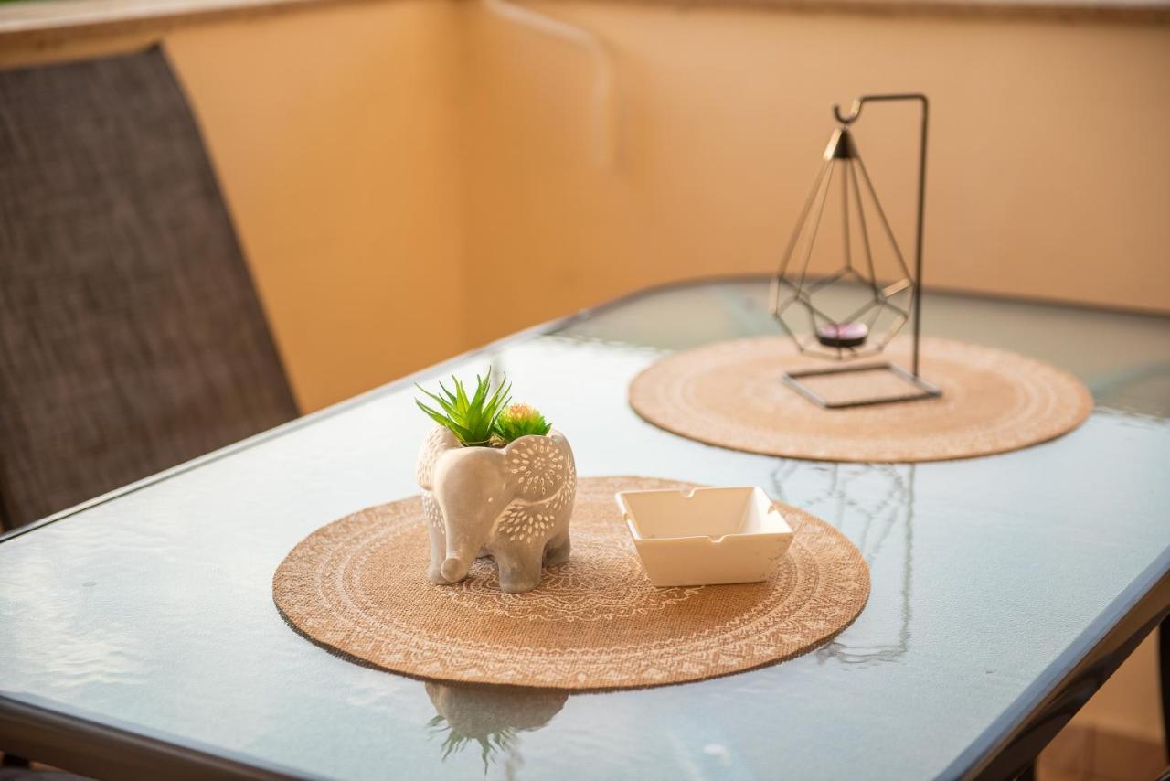 Garden Suite Néa Péramos المظهر الخارجي الصورة
