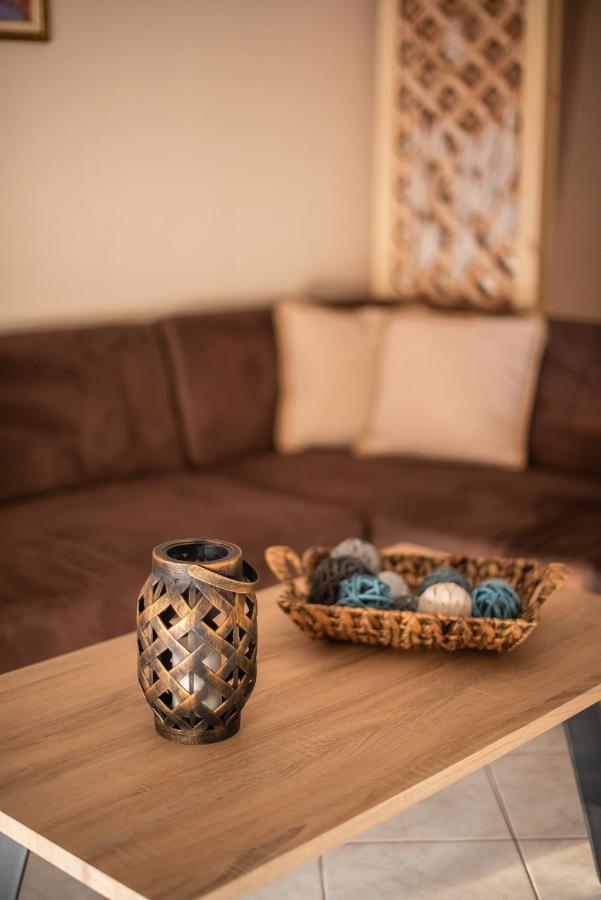 Garden Suite Néa Péramos المظهر الخارجي الصورة